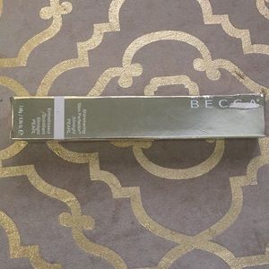 ✨BECCA✨ Shimmering Skin Perfector Slimlight